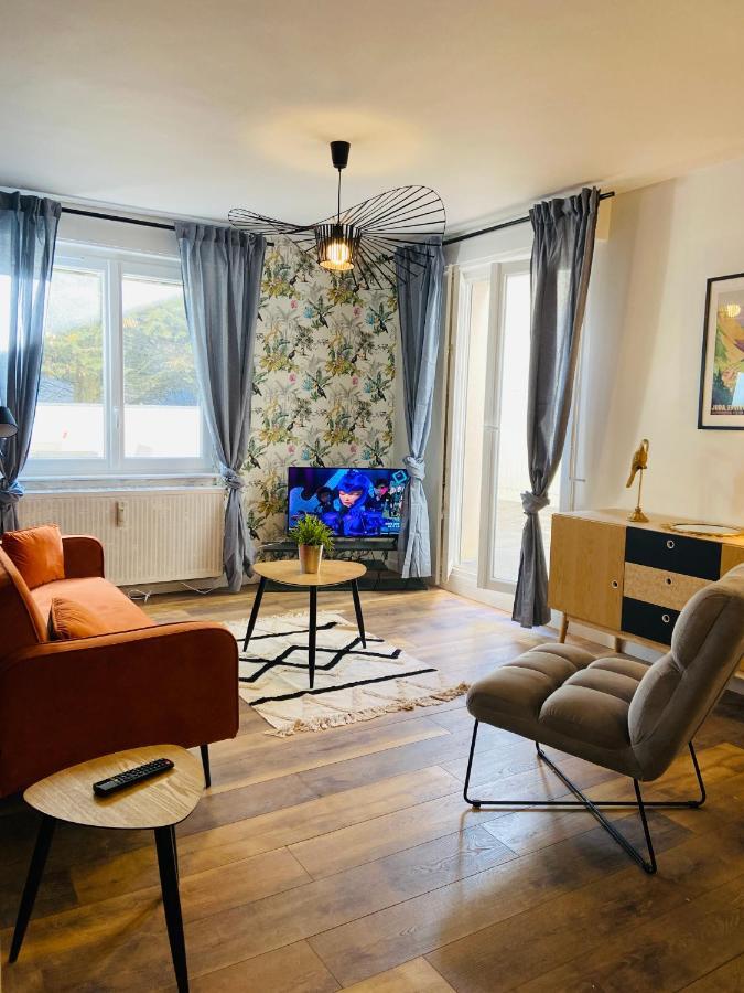 Appartement 2 Chambres Avec Terrasse Vue Sur Jardin Arbore Pontarlier Eksteriør bilde