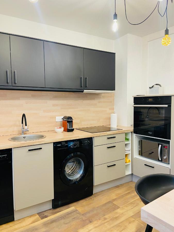 Appartement 2 Chambres Avec Terrasse Vue Sur Jardin Arbore Pontarlier Eksteriør bilde