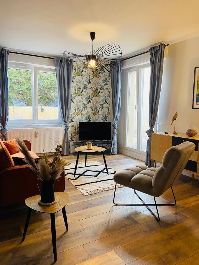 Appartement 2 Chambres Avec Terrasse Vue Sur Jardin Arbore Pontarlier Eksteriør bilde