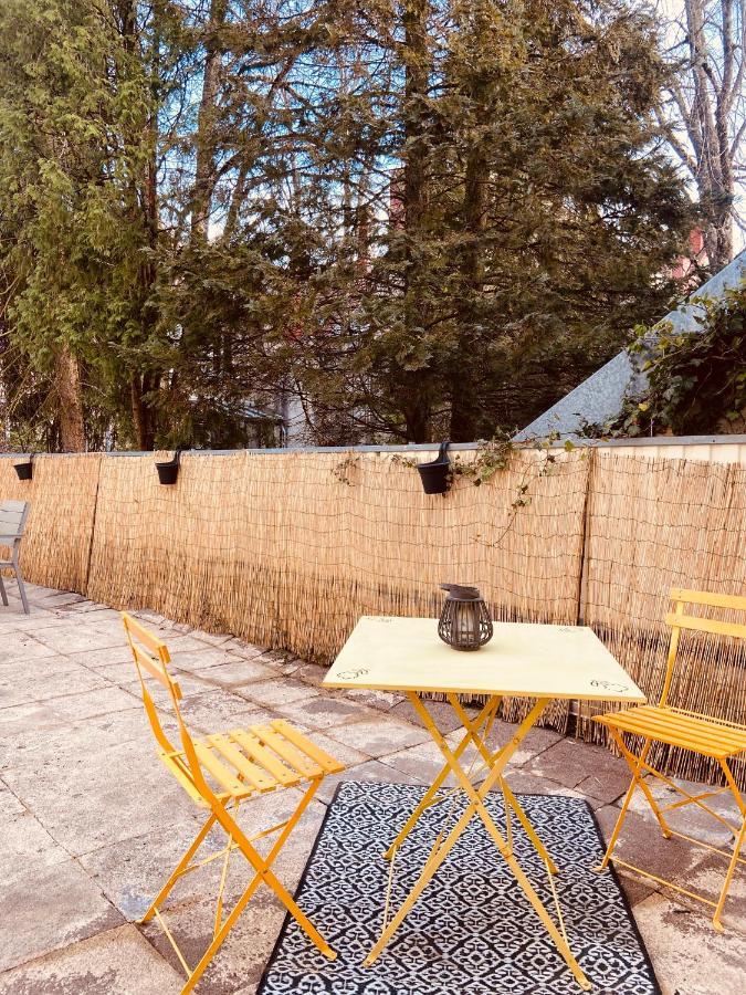 Appartement 2 Chambres Avec Terrasse Vue Sur Jardin Arbore Pontarlier Eksteriør bilde
